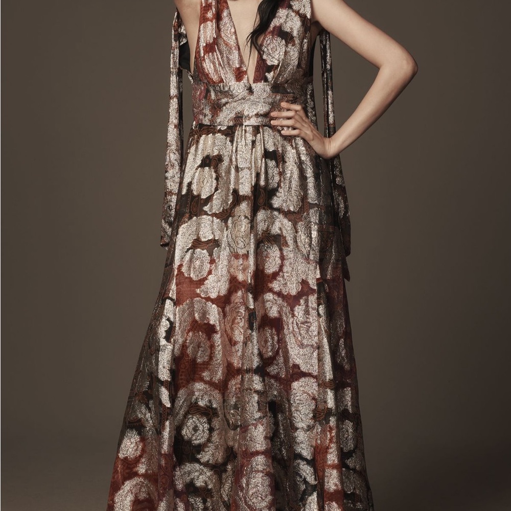 FARM Rio Sleeveless V-Neck Jacquard Lurex A-Line Maxi Dress